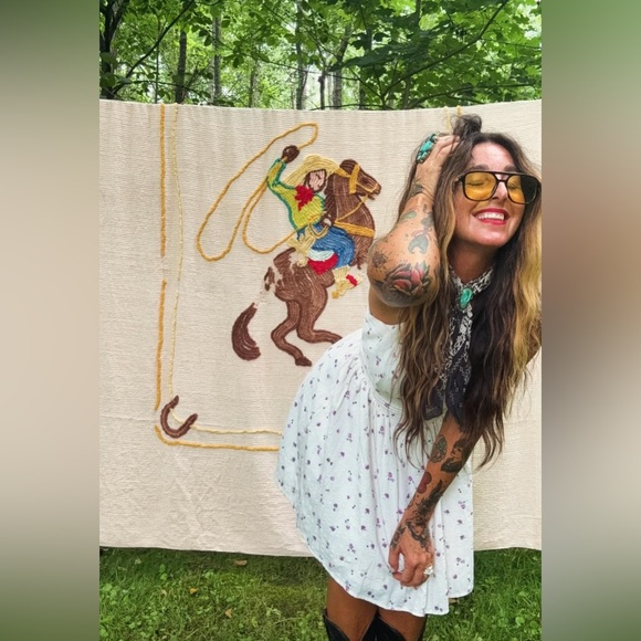 Meet your Posher, Jessica - Picture 3 of 16